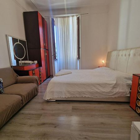 House In The City Center-Casa Nel Centro Della Citta Apartment มิลาน ภายนอก รูปภาพ